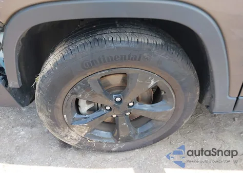 2021 Jeep Cherokee Altitude 4X4 из США, поврежденный, VIN 1C4PJMLB0MD238381